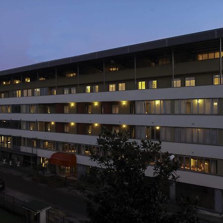 Hotel La Bussola نوفارا المظهر الخارجي الصورة